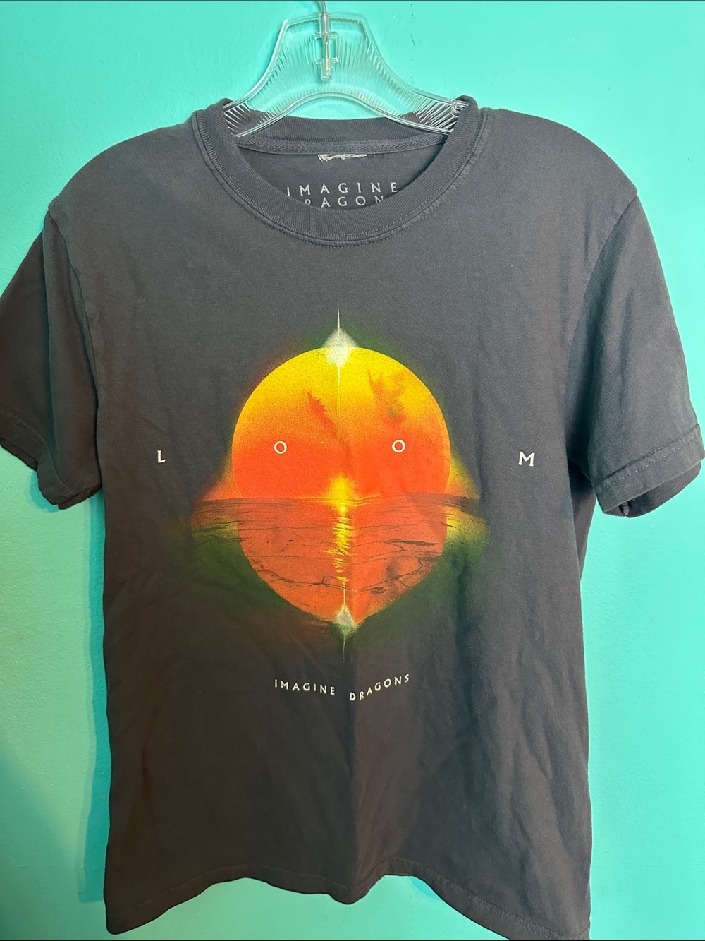 #137 Imagine Dragons Loom Graphic Band Tshirt S